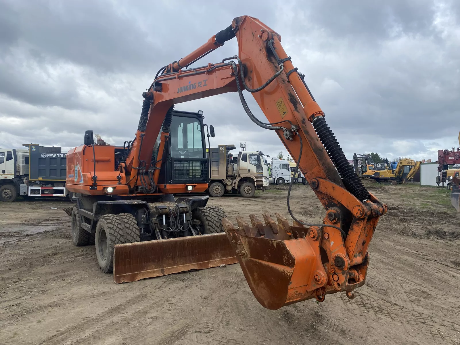 Lonking CDM6150W Экскаватор колесный