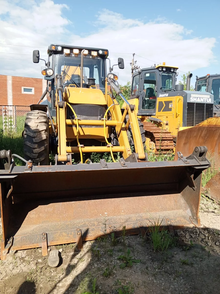 BUILDER BL488 Экскаватор-погрузчик