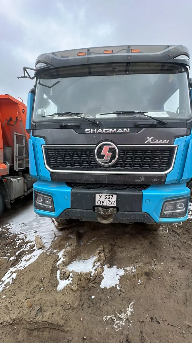 Shacman SX33186V366 8x4 Самосвал