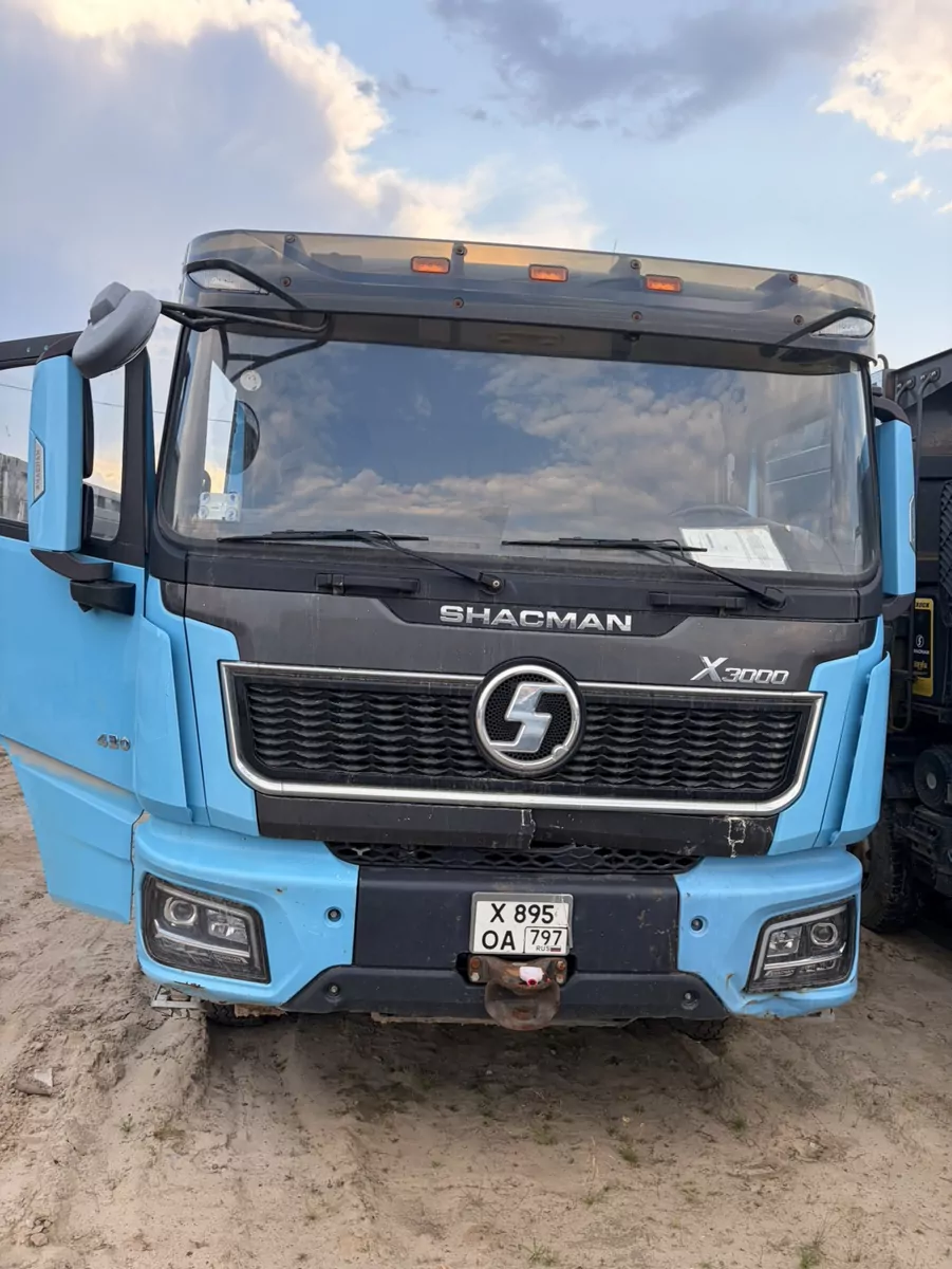 Shacman (Shaanxi) SX33186V366 8x4 Самосвал