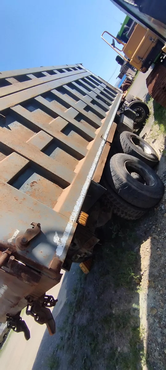 Shacman SX331863366 8x4 Самосвал