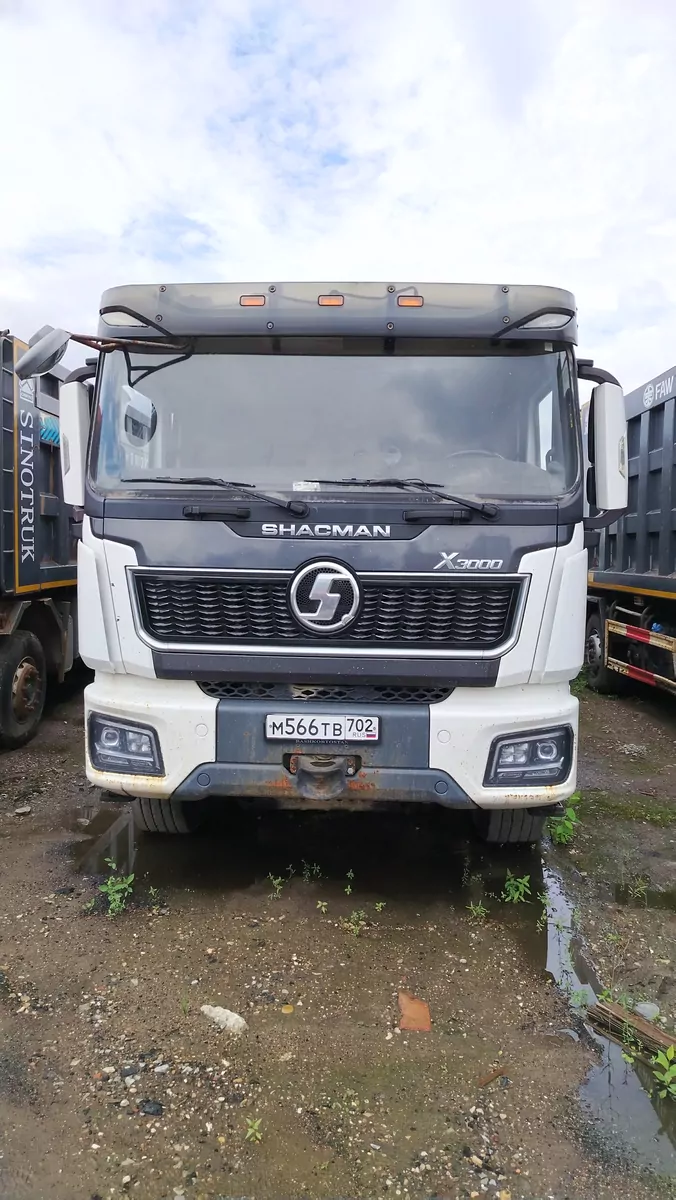 Shacman (Shaanxi) SX33186V366 8x4 Самосвал