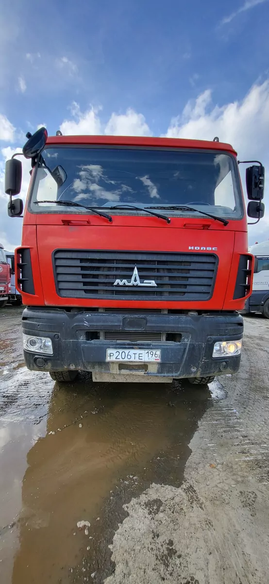 МАЗ 650128-8520-000 6x4 Самосвал