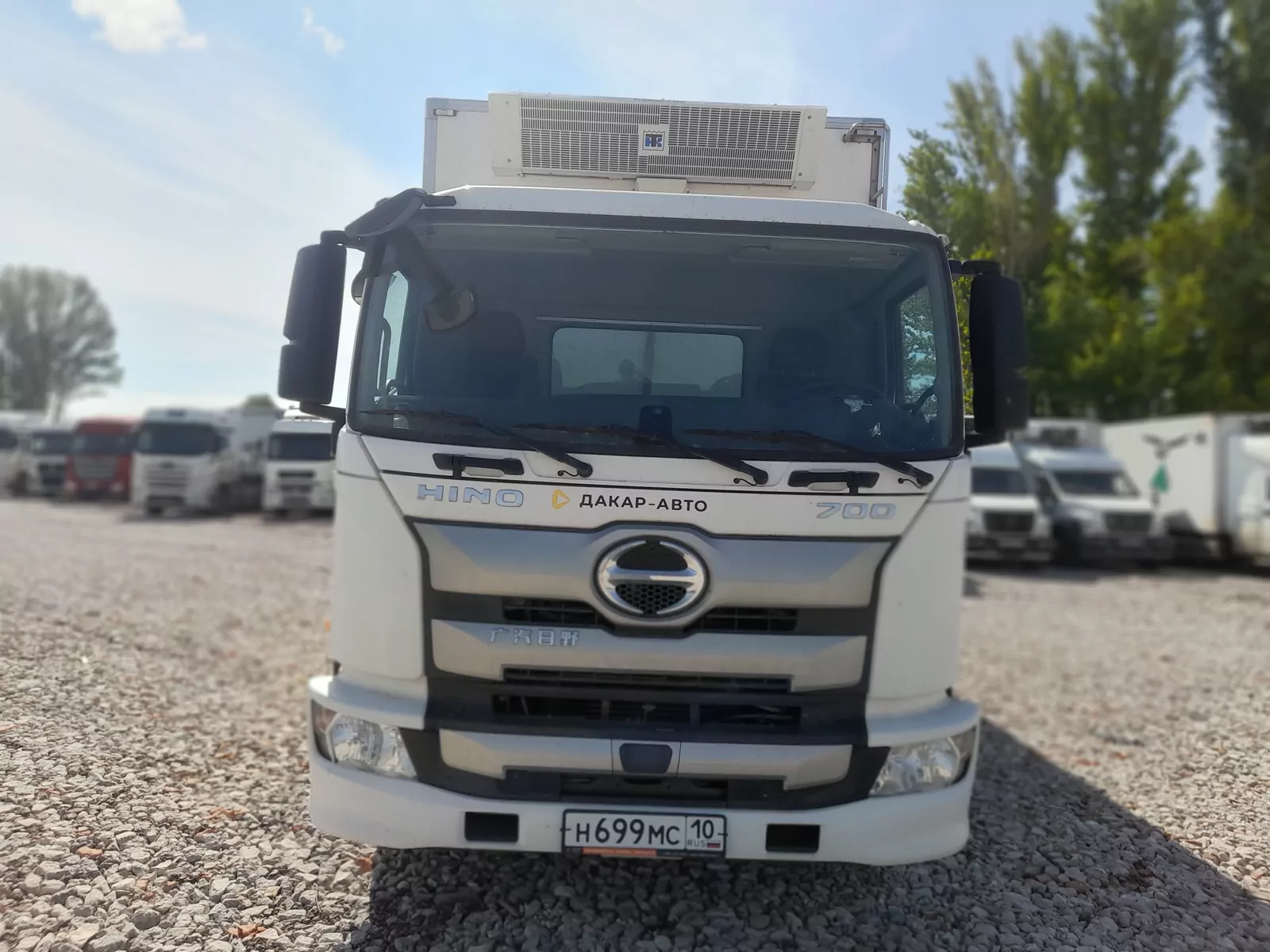 Hino 700 4x2 Изотермический/рефрижератор