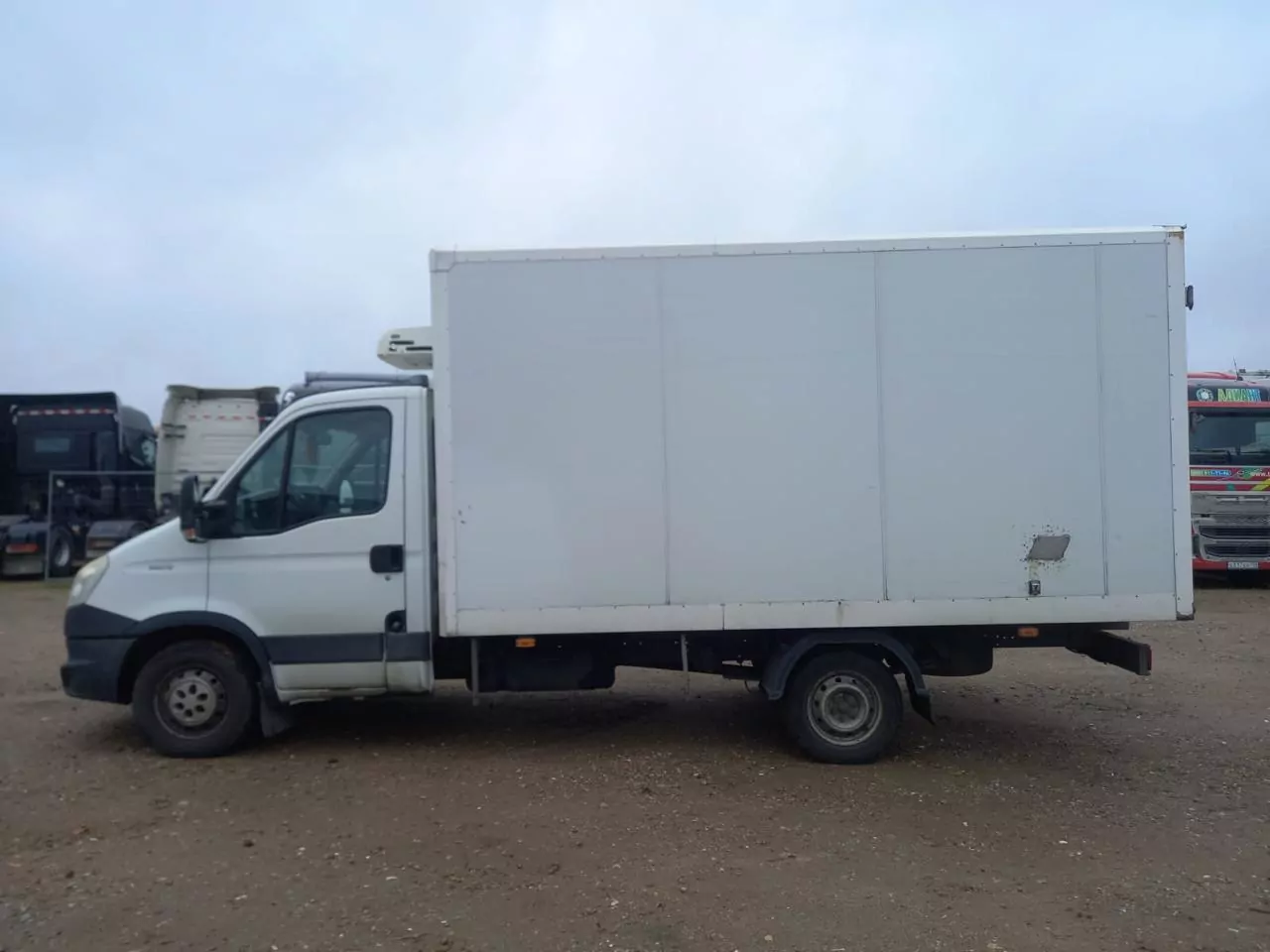 СПЕЦМОБИЛЬ-НН 28186-0000010-82 на шасси Iveco Daily 4x2 Изотермический/рефрижератор
