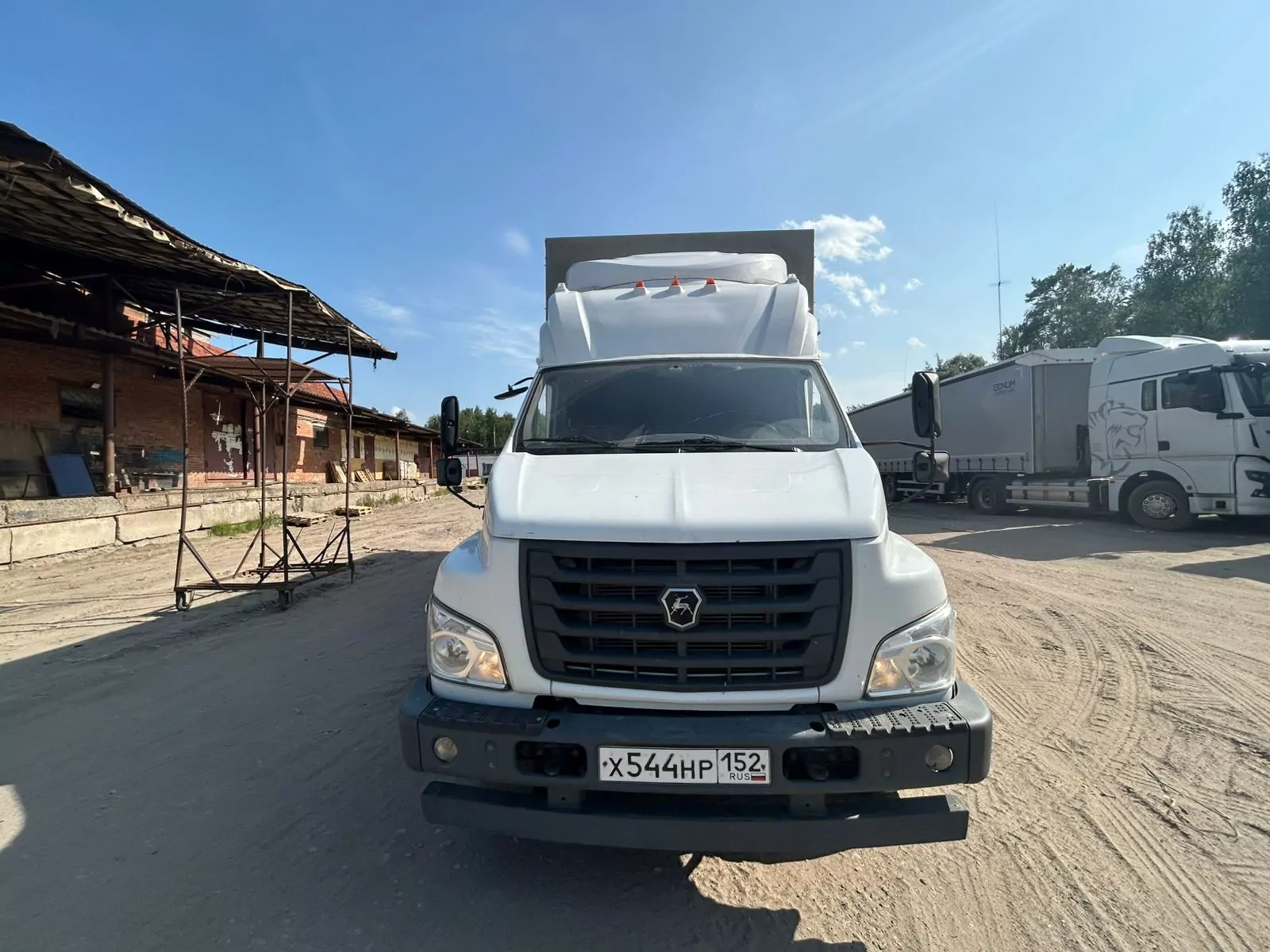 Спецавтомаш 279764 на шасси Газон NEXT Бортовой (Евроборт)