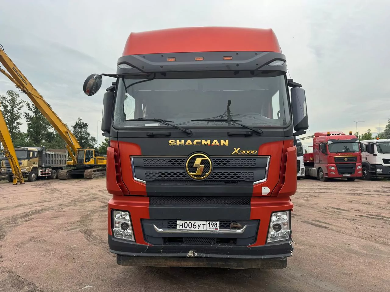 Shacman (Shaanxi) SX42584V324 6x4 Седельный тягач
