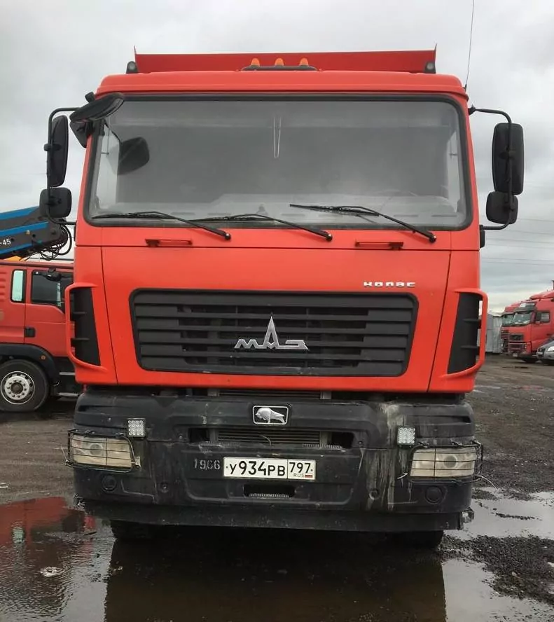 МАЗ 650108-8230-005 6x4 Самосвал