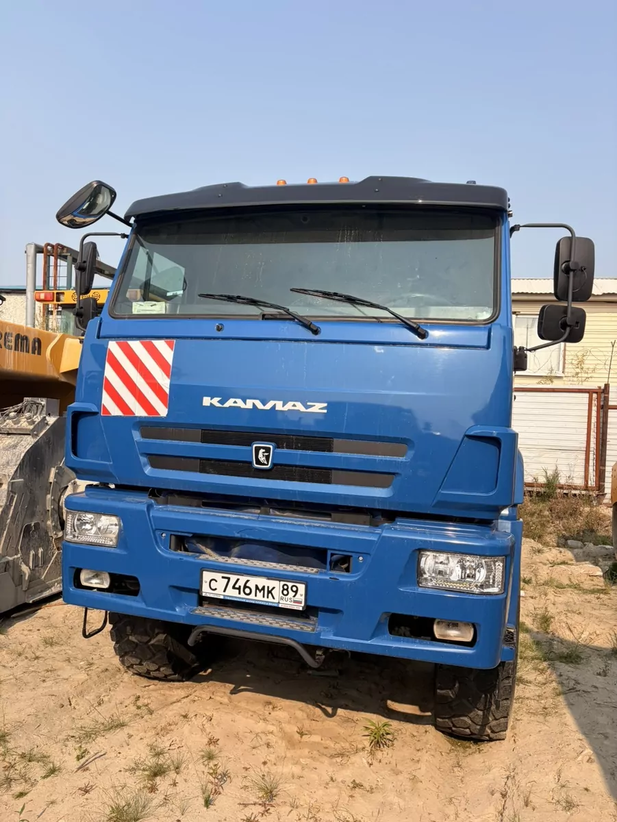 КамАЗ 65221 6x6 Седельный тягач