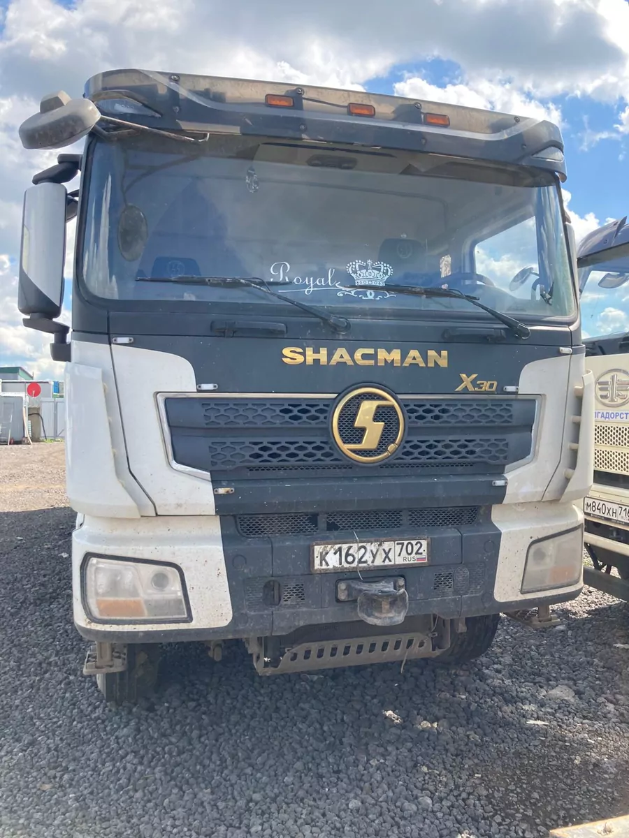 Shacman SX331863366 8x4 Самосвал