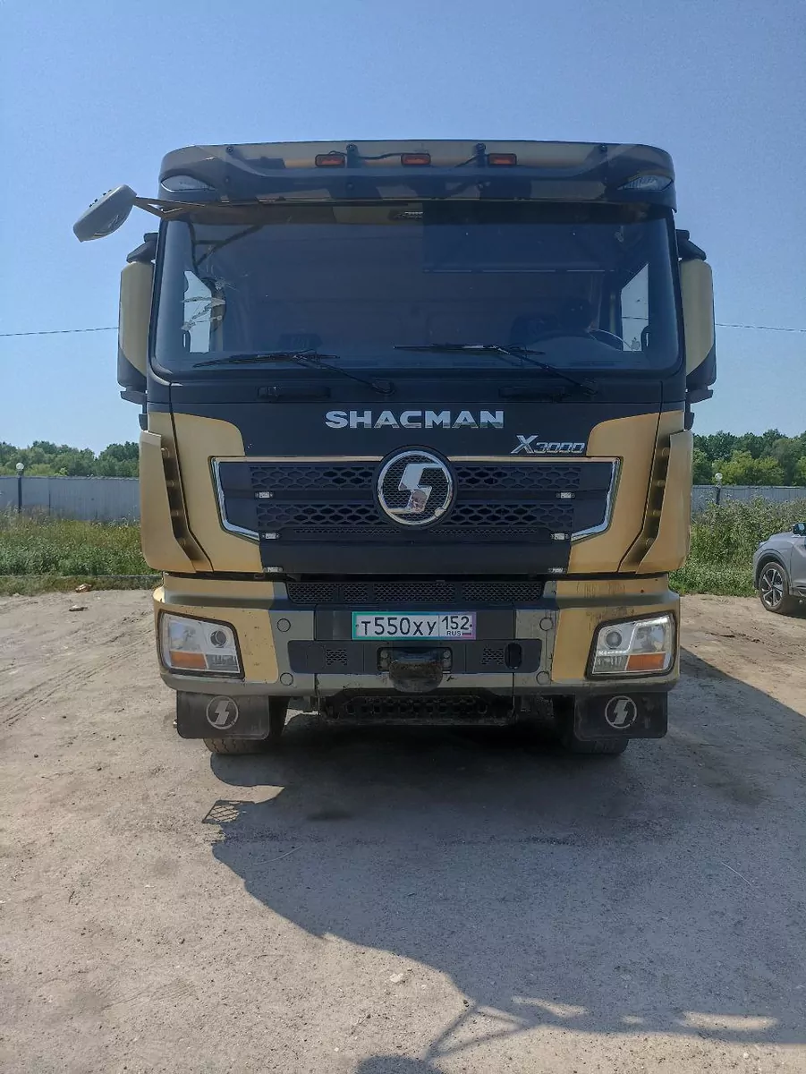 Shacman SX33186V366 8x4 Самосвал