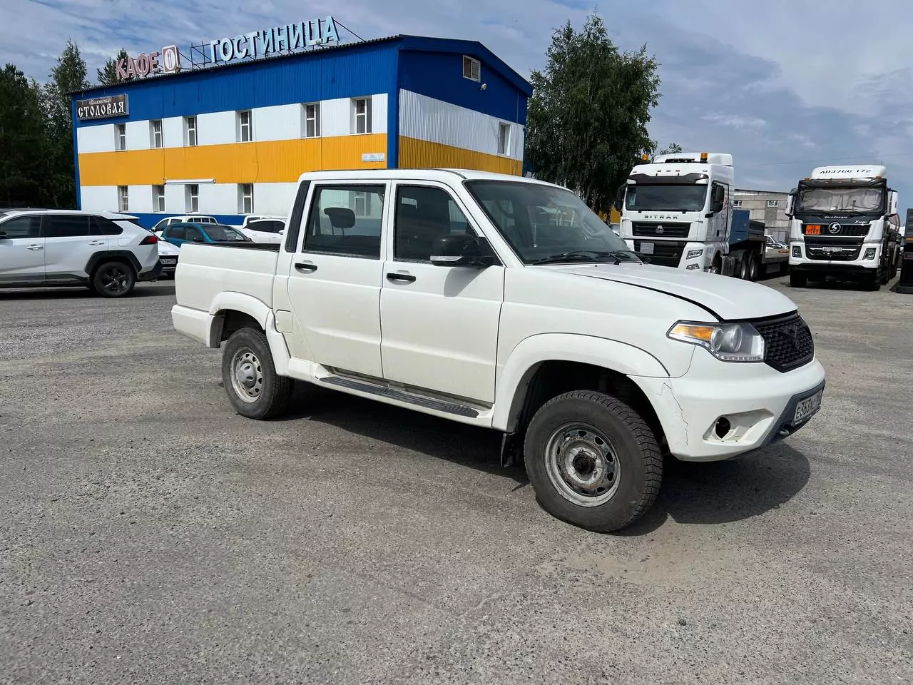UAZ PATRIOT PICKUP