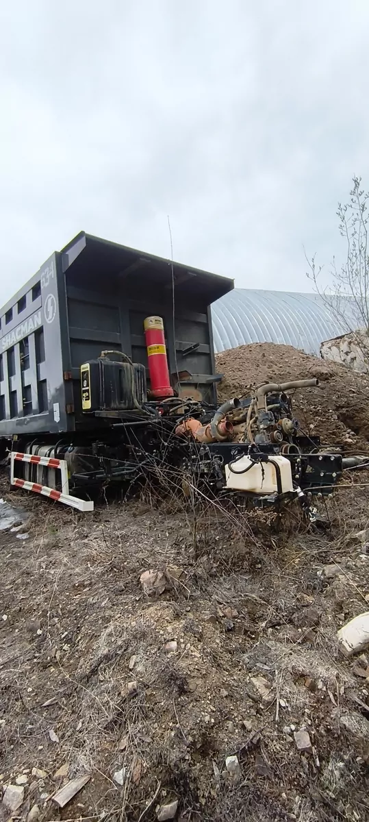 Shacman (Shaanxi) SX32586V384 6x4 Самосвал