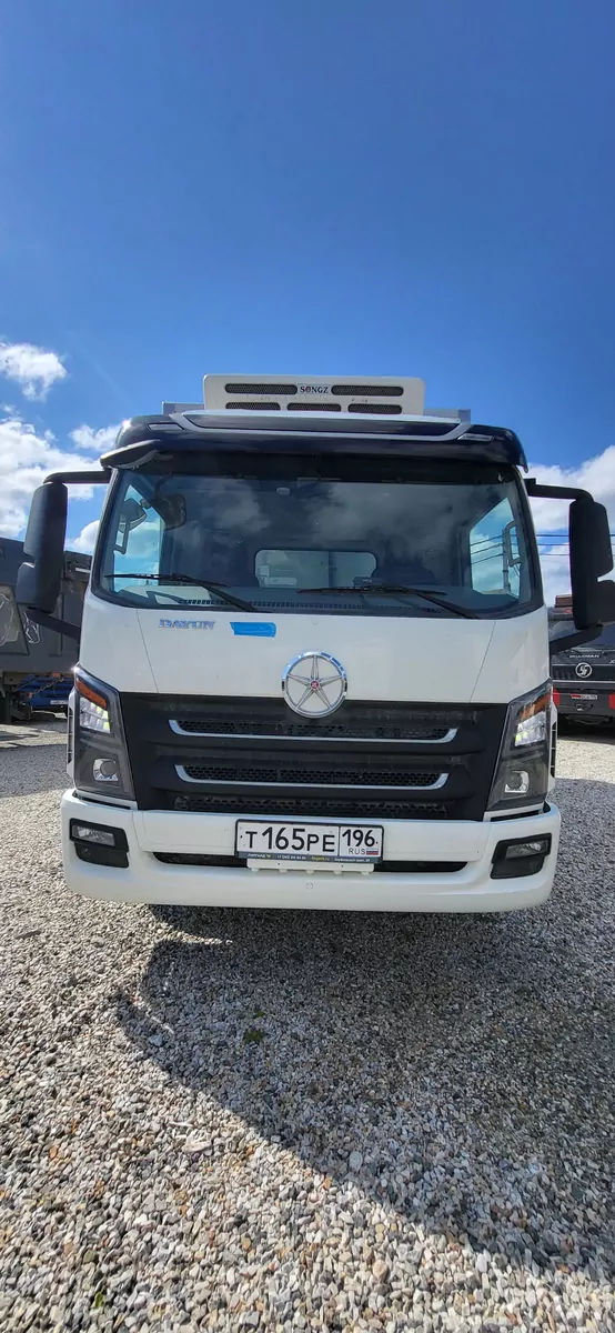 Dayun CGC1060S 4x2 Изотермический/рефрижератор с гидробортом