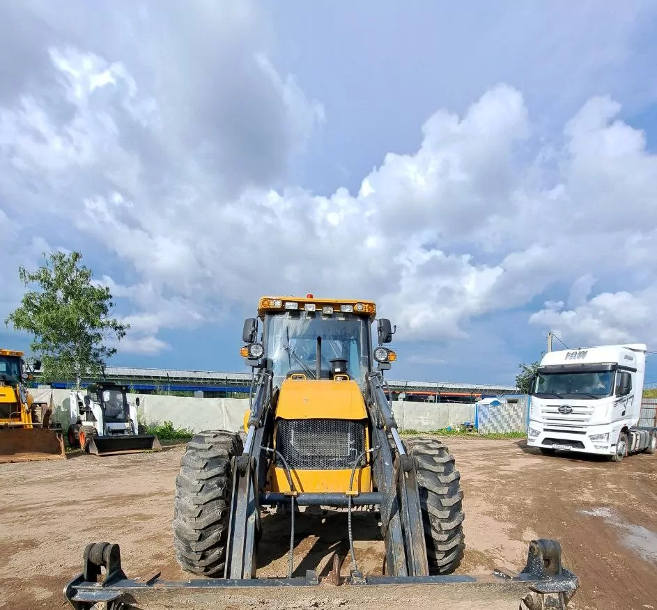 YUGONG 488CX Экскаватор-погрузчик