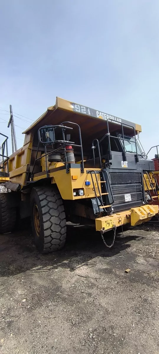 Caterpillar 773E Карьерный самосвал