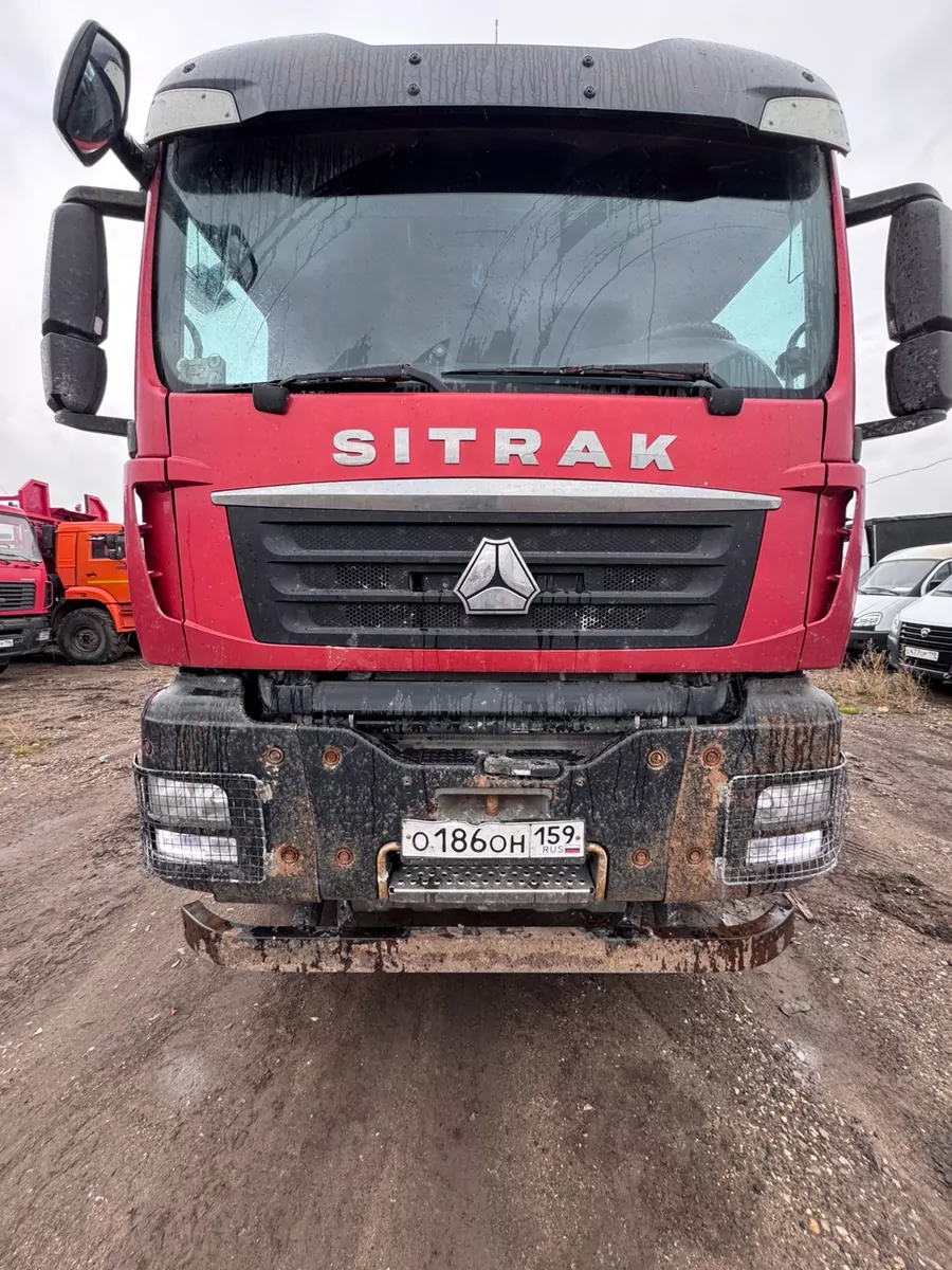 SITRAK C7H 8x4 Самосвал