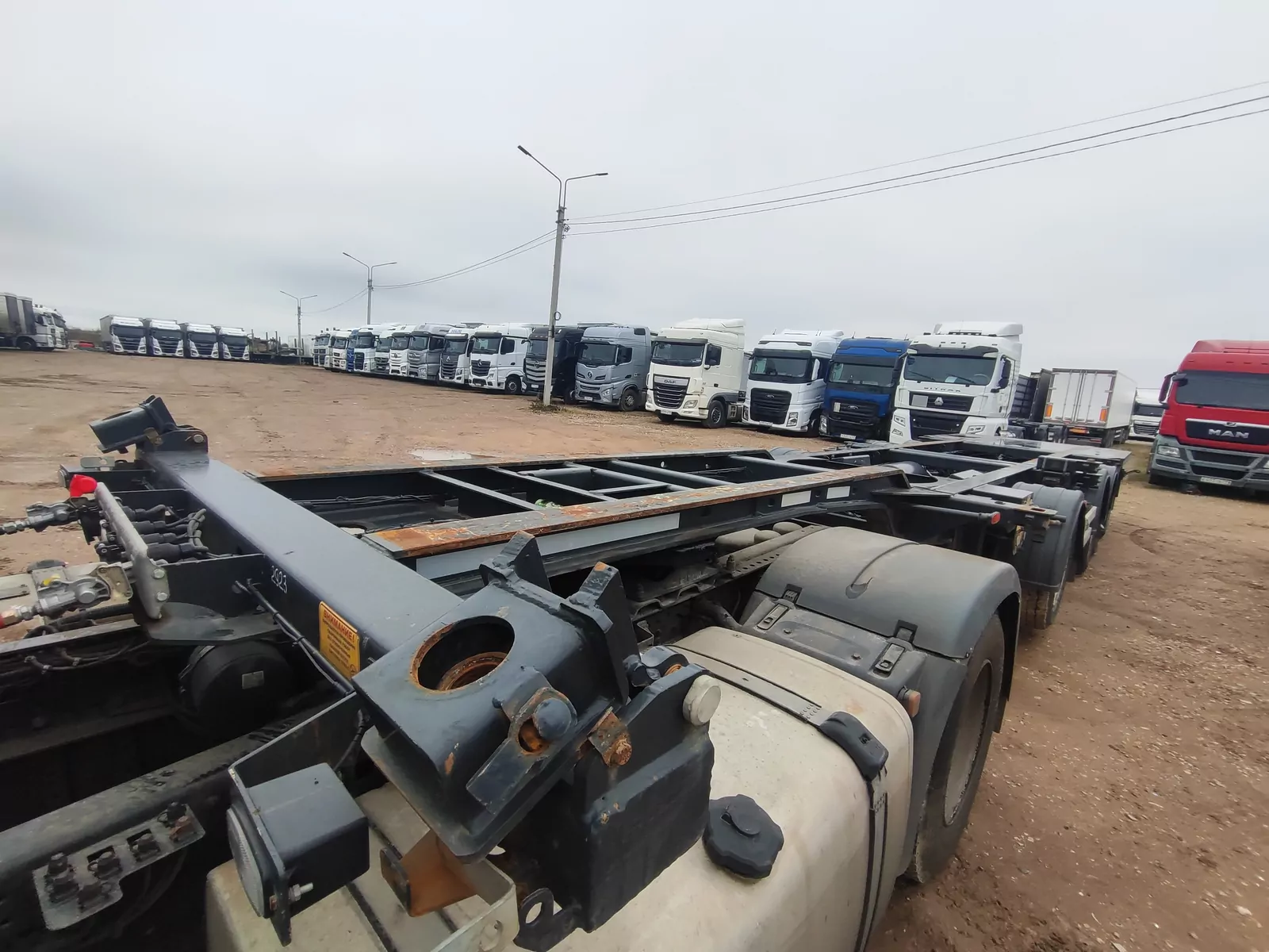 Тонар 99891 Полуприцеп контейнеровоз 4 оси