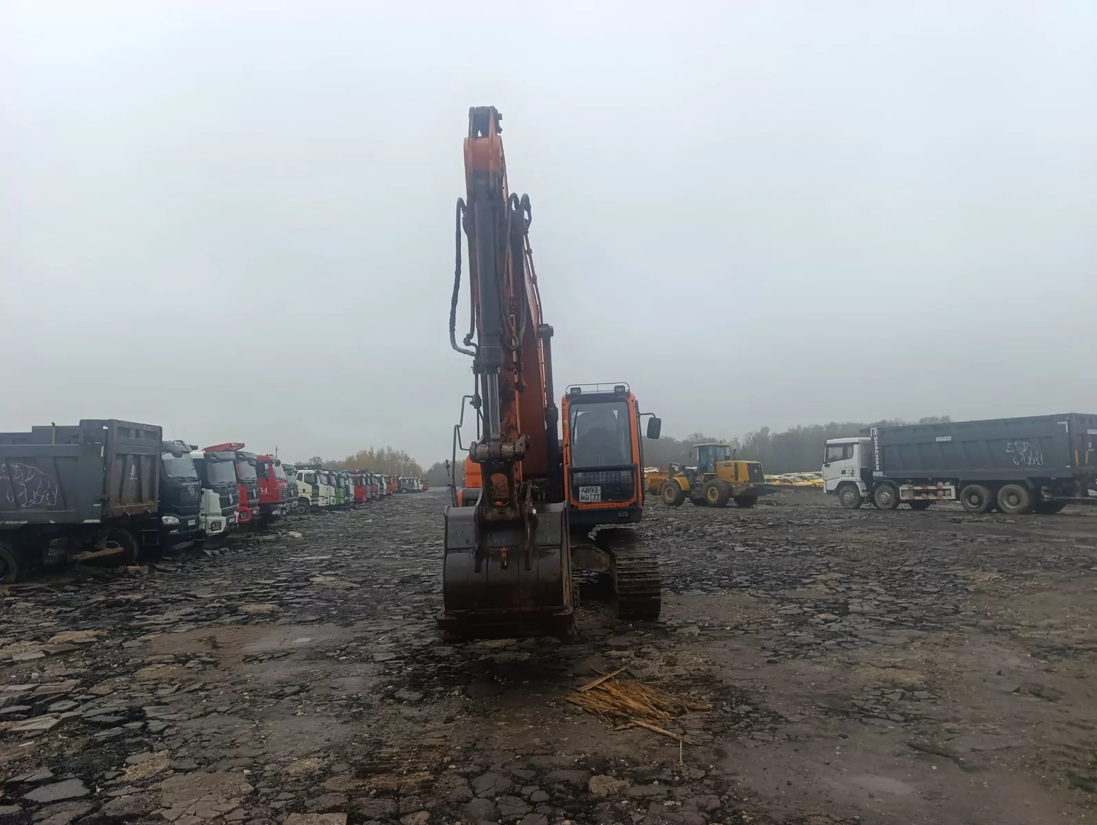 Doosan DX 225 Экскаватор