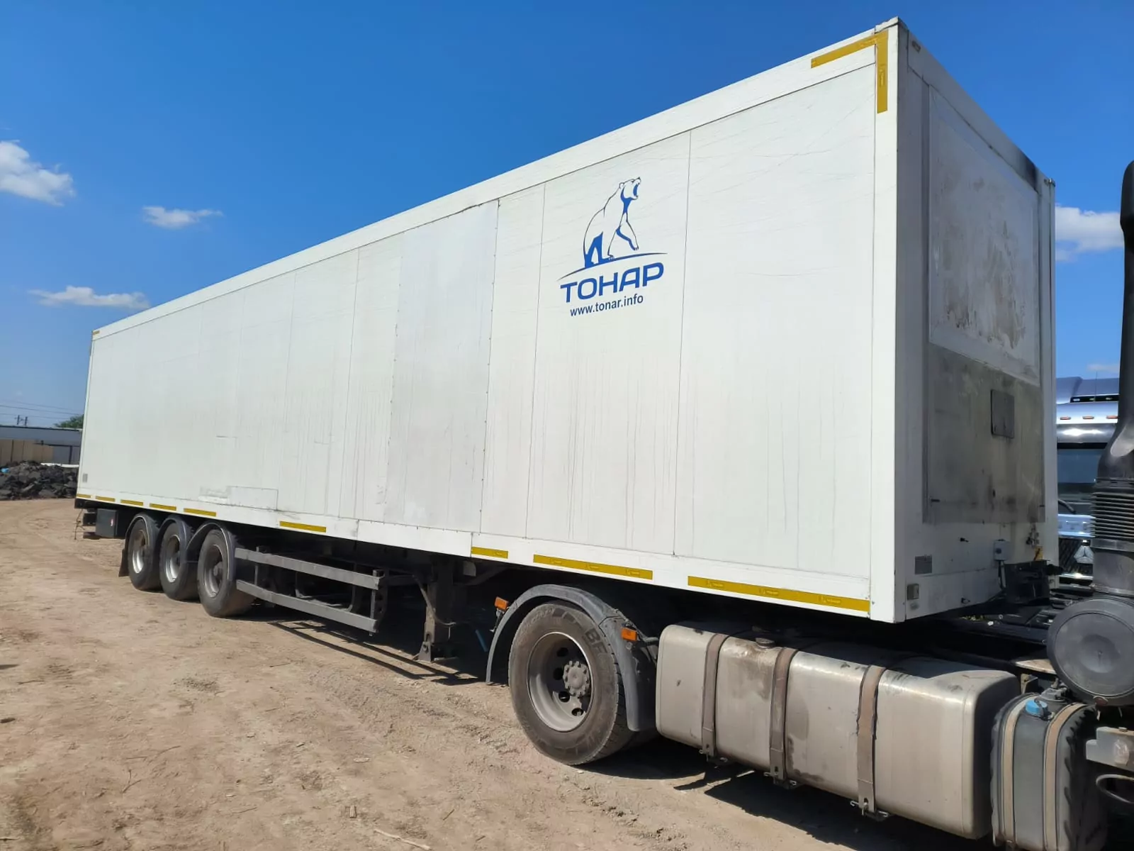Тонар 97861 Полуприцеп изотермический/рефрижератор