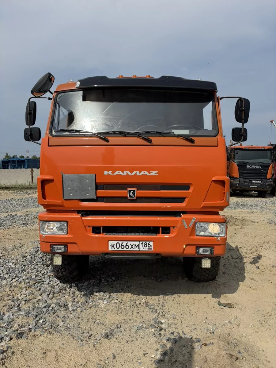 НПО Трансмастер 4671M2-30 на шасси КамАЗ 43118 6x6 Автоцистерна пищевая