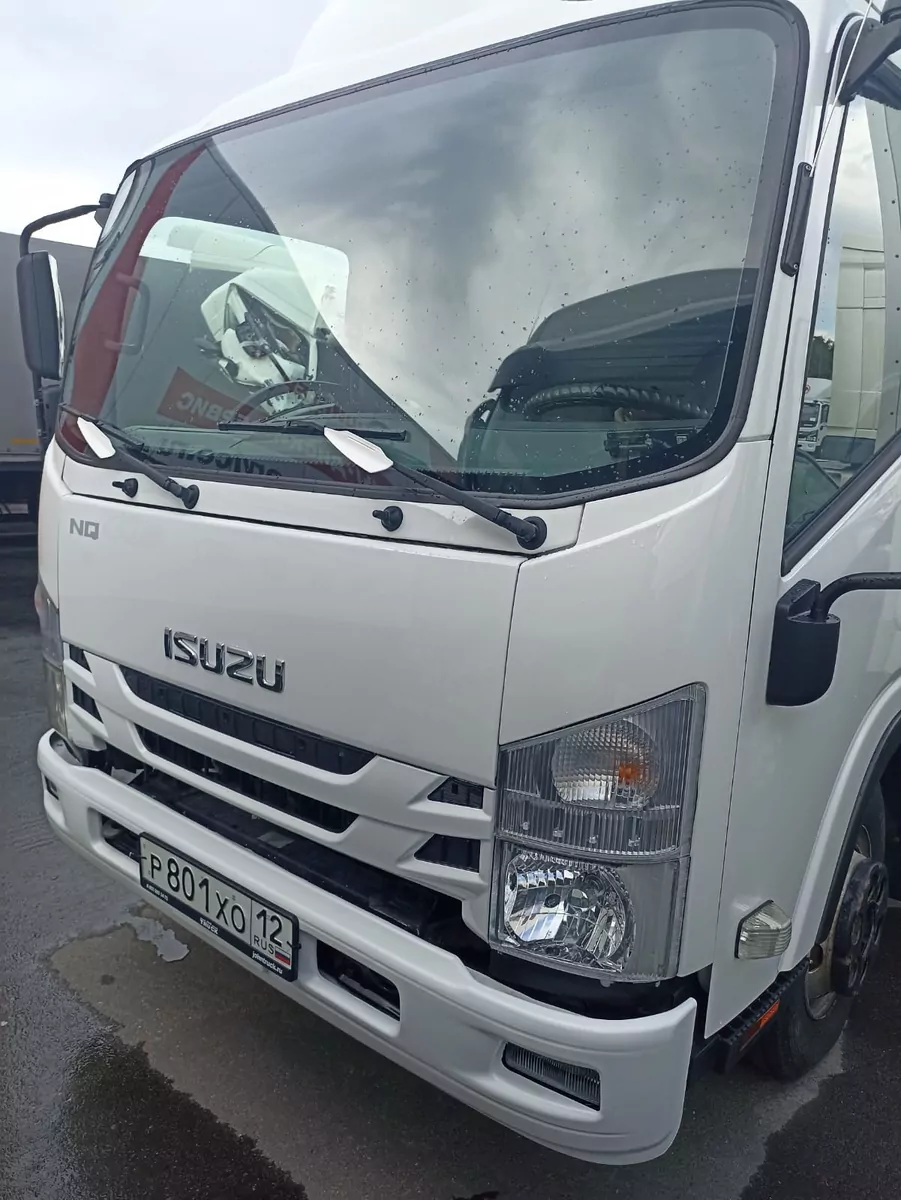 РусТрак 4389U1 на шасси Isuzu ELF 9.5 (NQR) Изотермический/рефрижератор