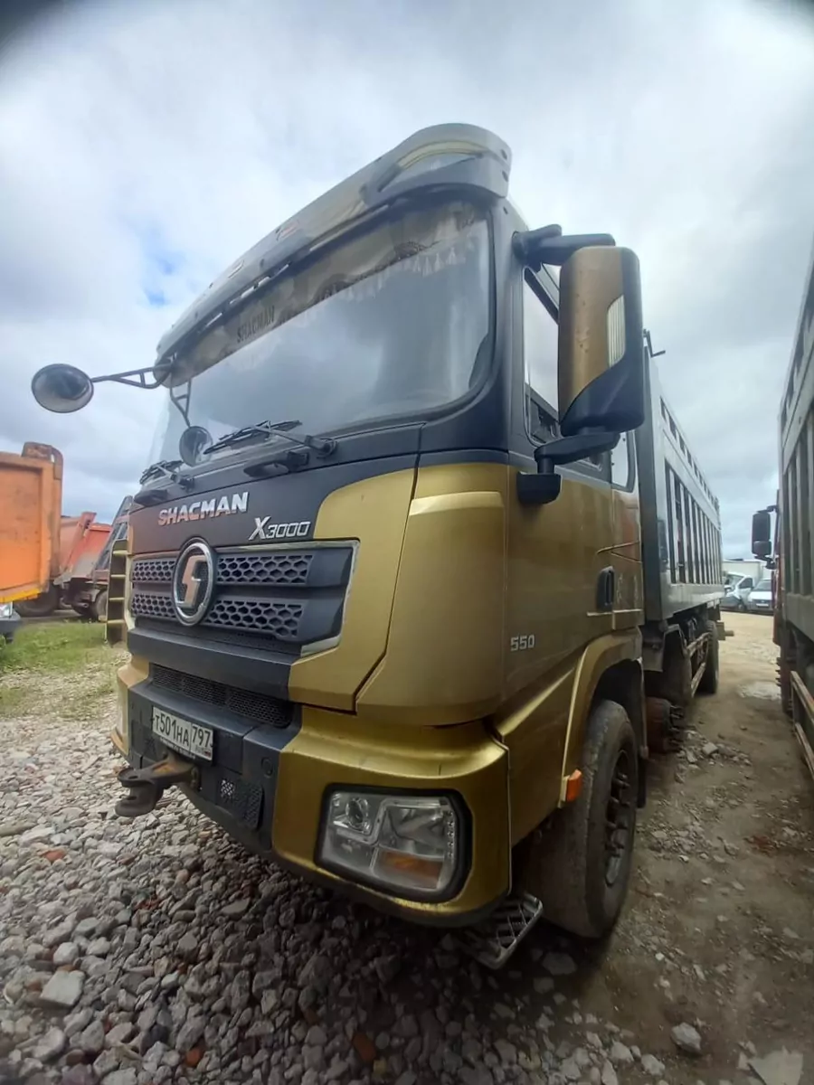 Shacman SX331863366 8x4 Самосвал