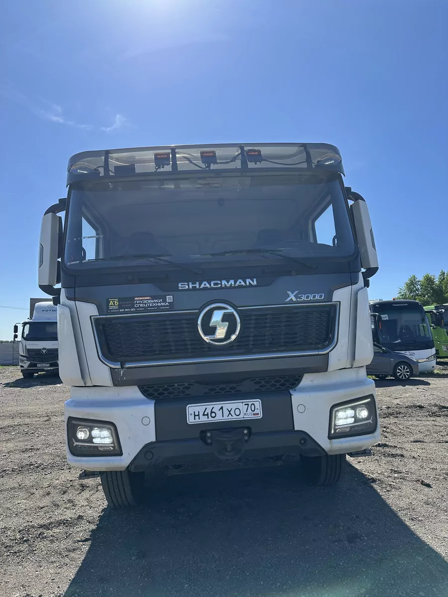 Shacman SX33186V366 8x4 Самосвал