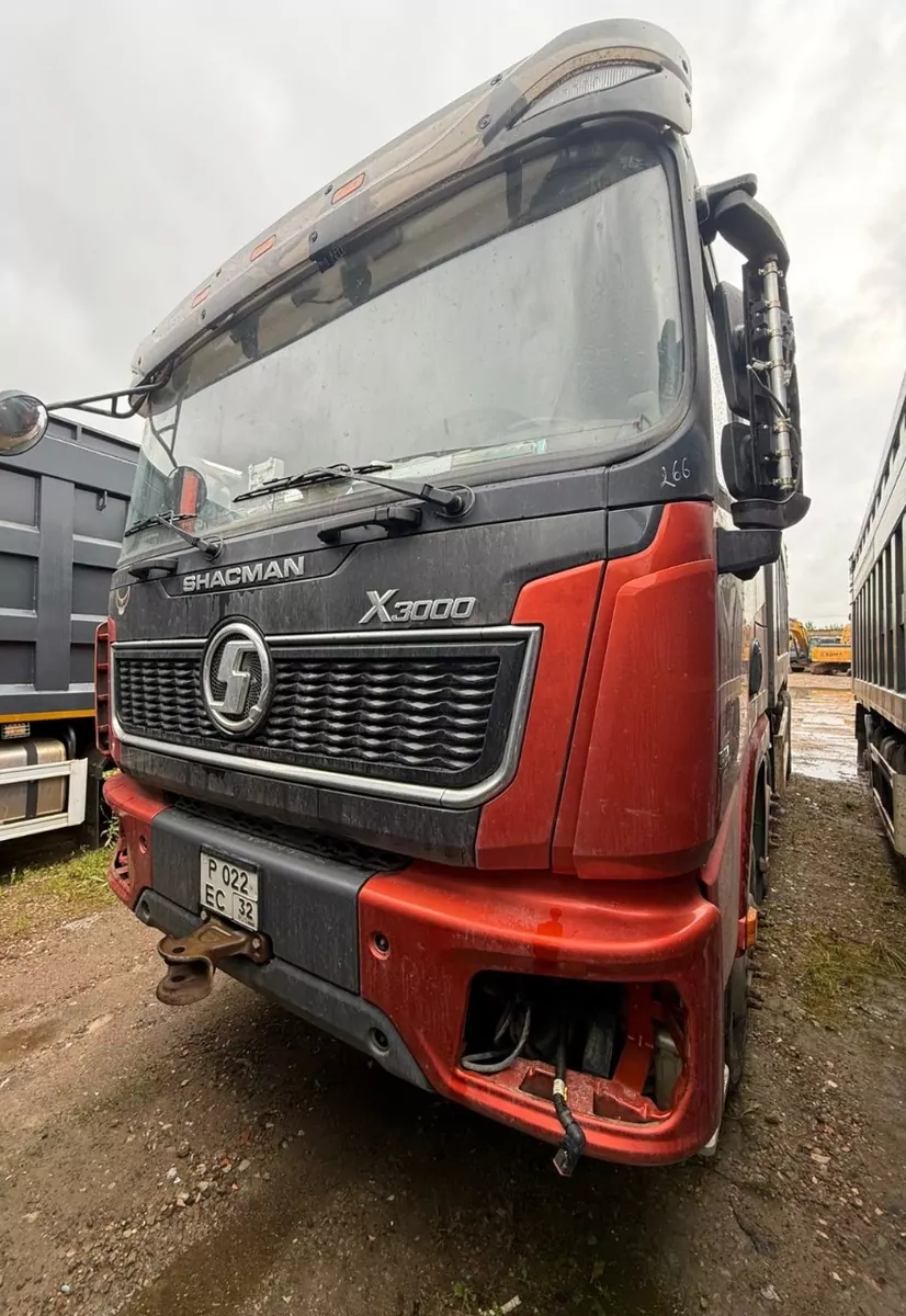 Shacman SX331863366 8x4 Самосвал