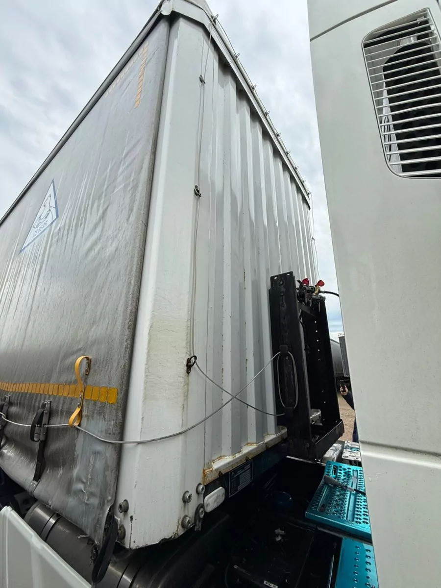 ICE BEAR TDZ9401XXY Полуприцеп шторный