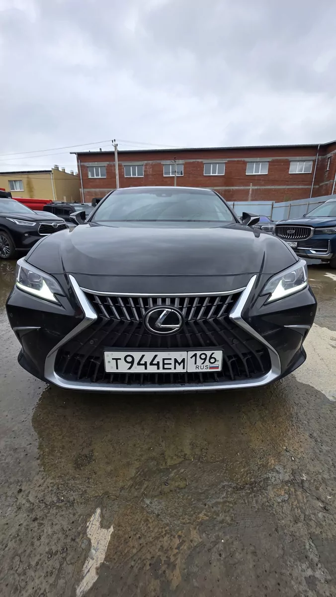 Lexus ES300h