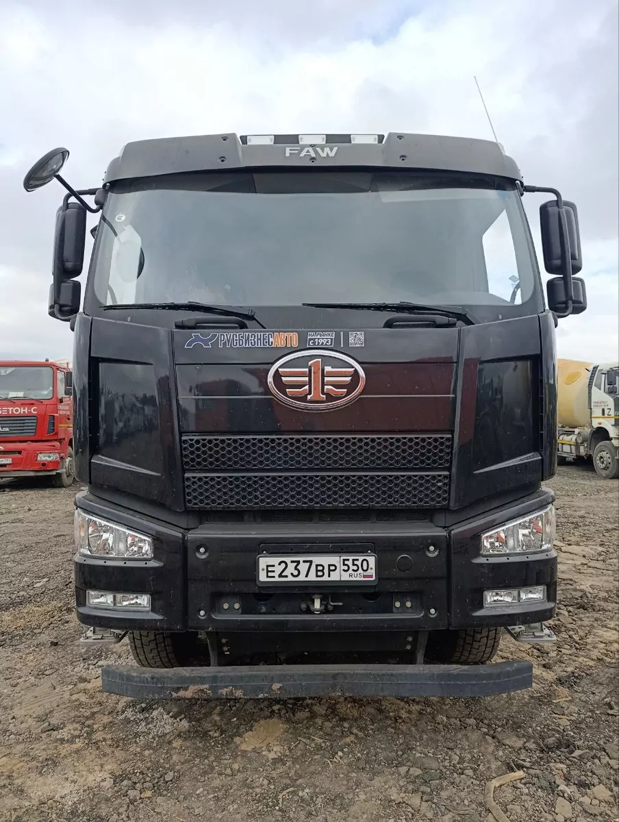 FAW J6 6x4 Бортовой с КМУ