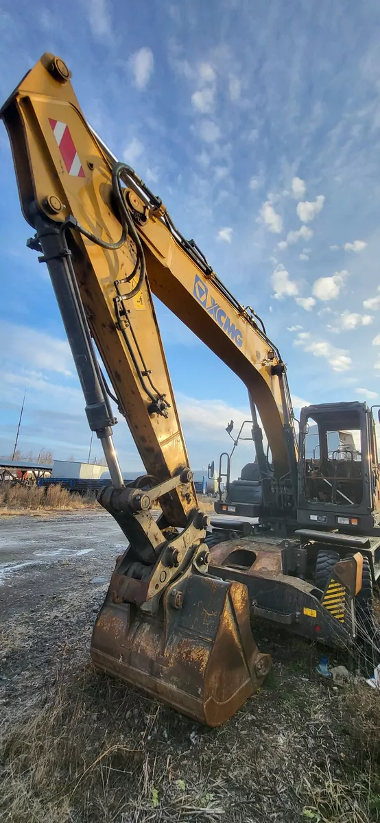 XCMG XE180WD Экскаватор колесный