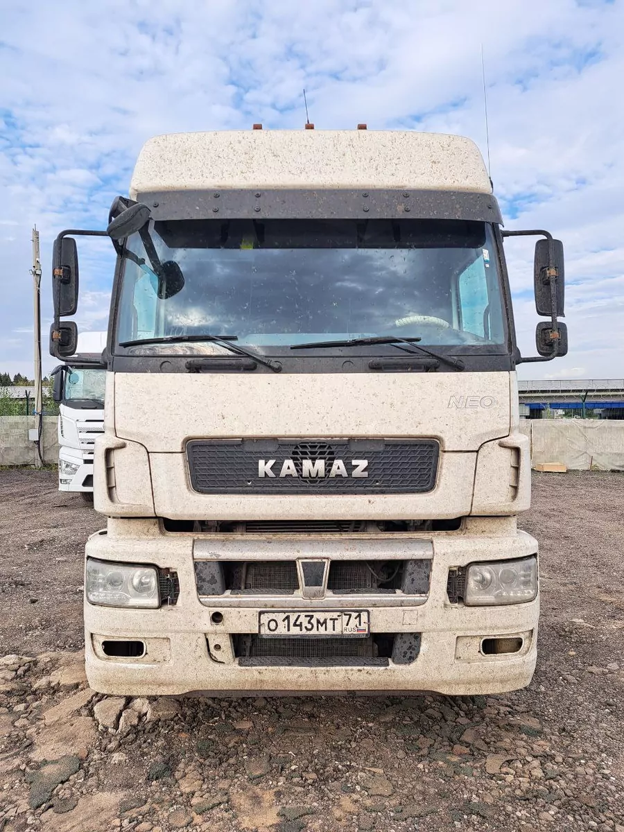 КамАЗ 5490 4x2 Седельный тягач