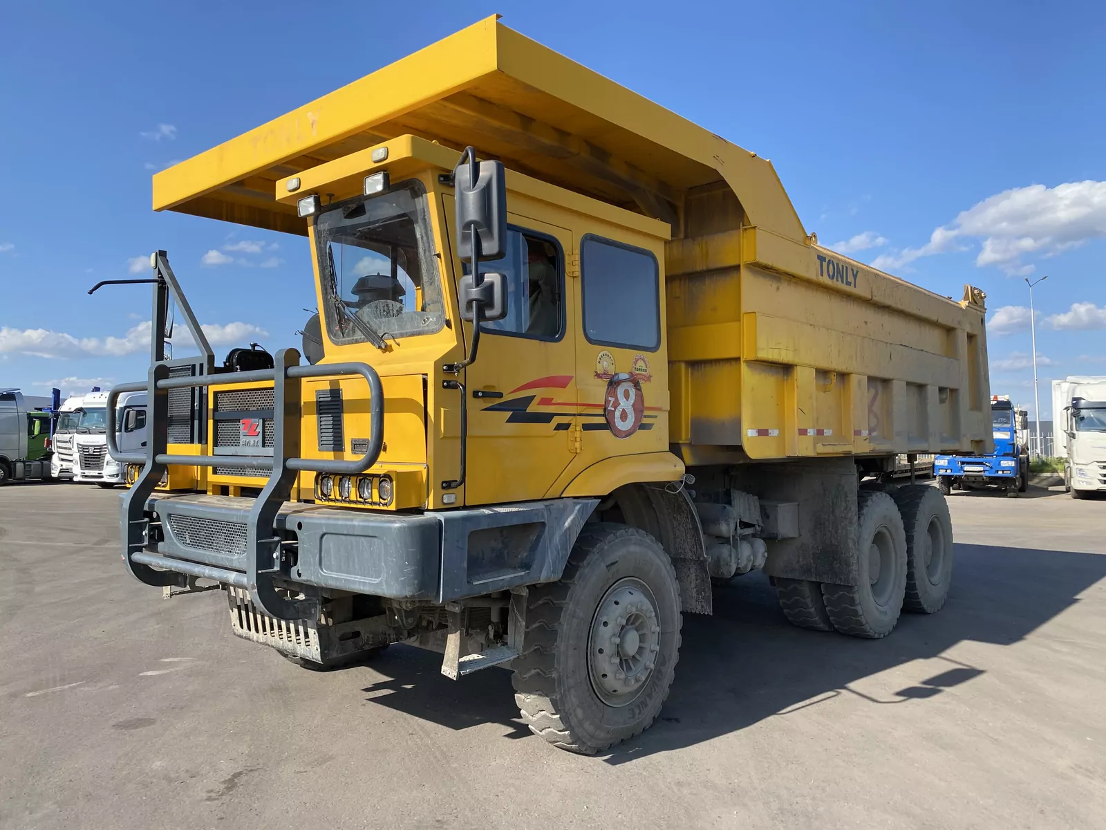 TONLY TL875B 6x4 Карьерный самосвал