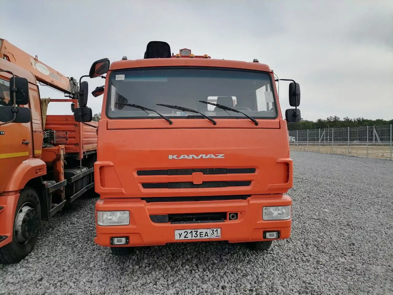 Агропромсервис 438230 на шасси КамАЗ 65115 6x4 Бортовой с КМУ
