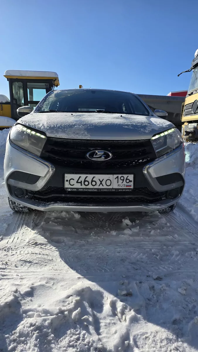 LADA XRAY