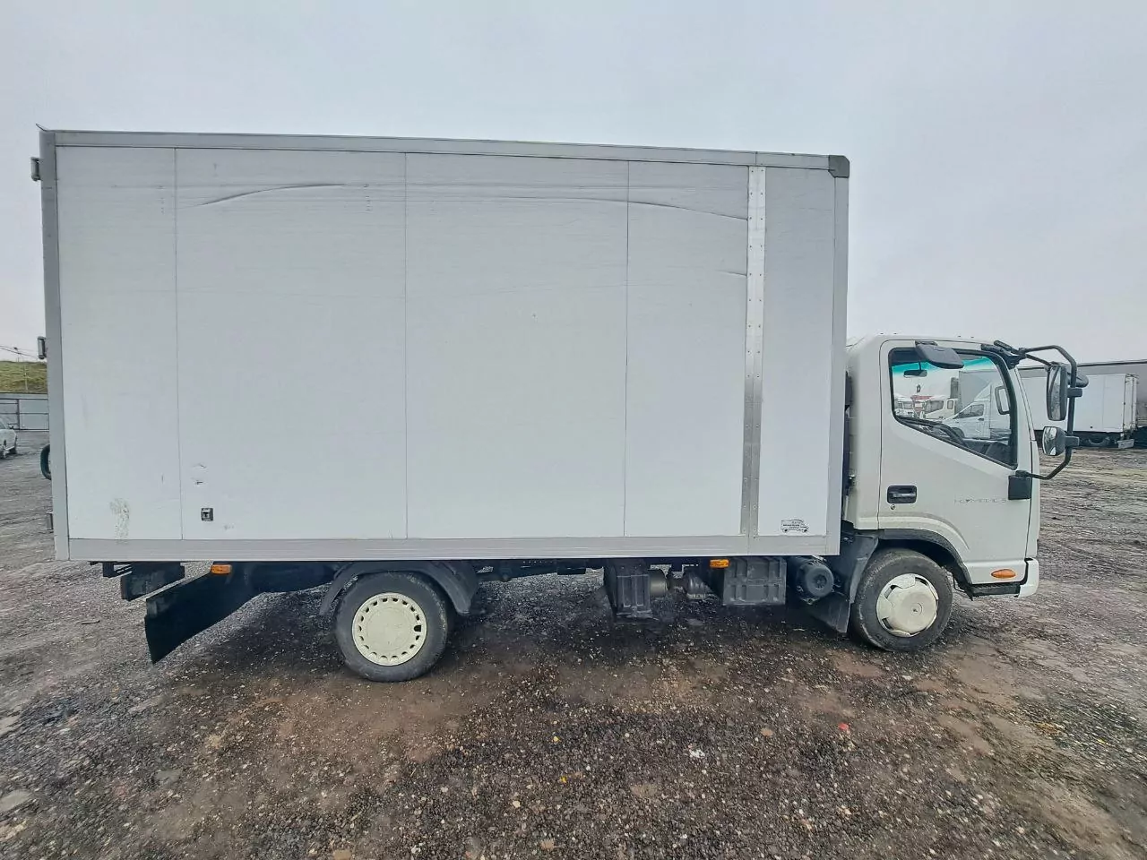 Автомеханический Завод 57585A на шасси КамАЗ 43085 4x2 Изотермический/рефрижератор