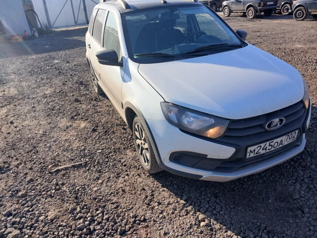LADA GRANTA Cross