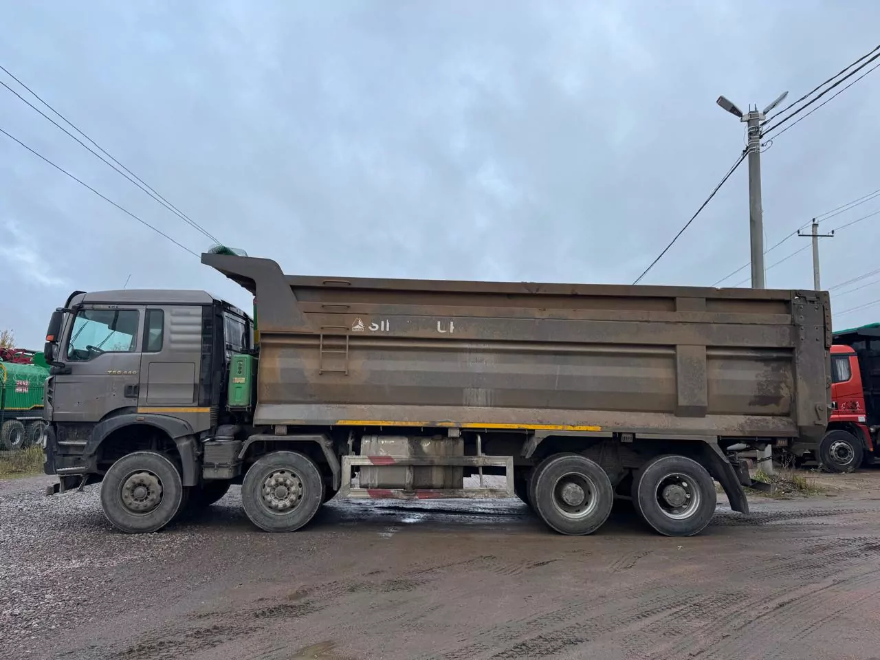 Howo T5G 8x4 Самосвал