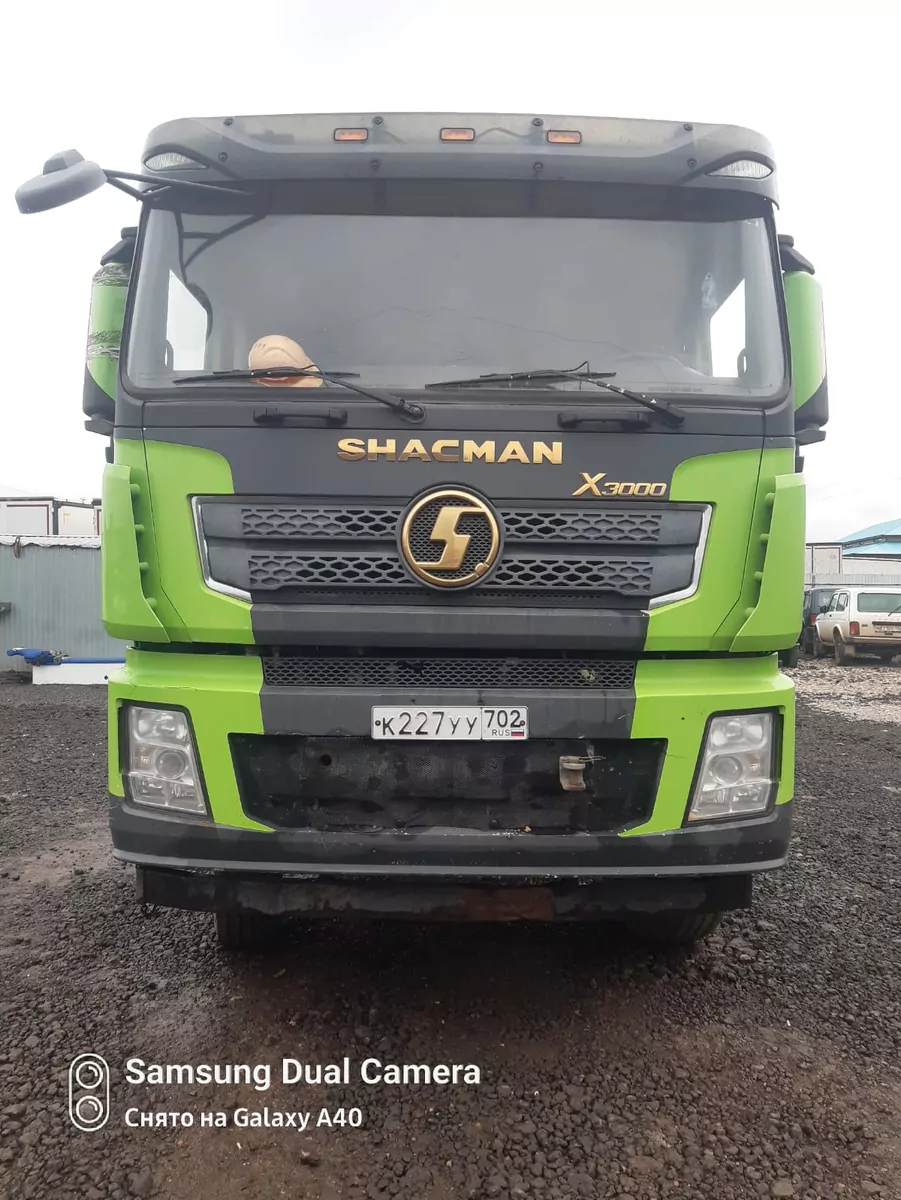 Shacman SX42586W385C 6x6 Седельный тягач