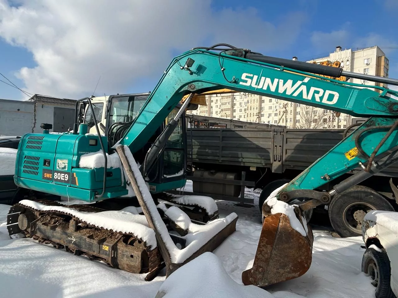 SUNWARD SWE80E9 Мини-экскаватор