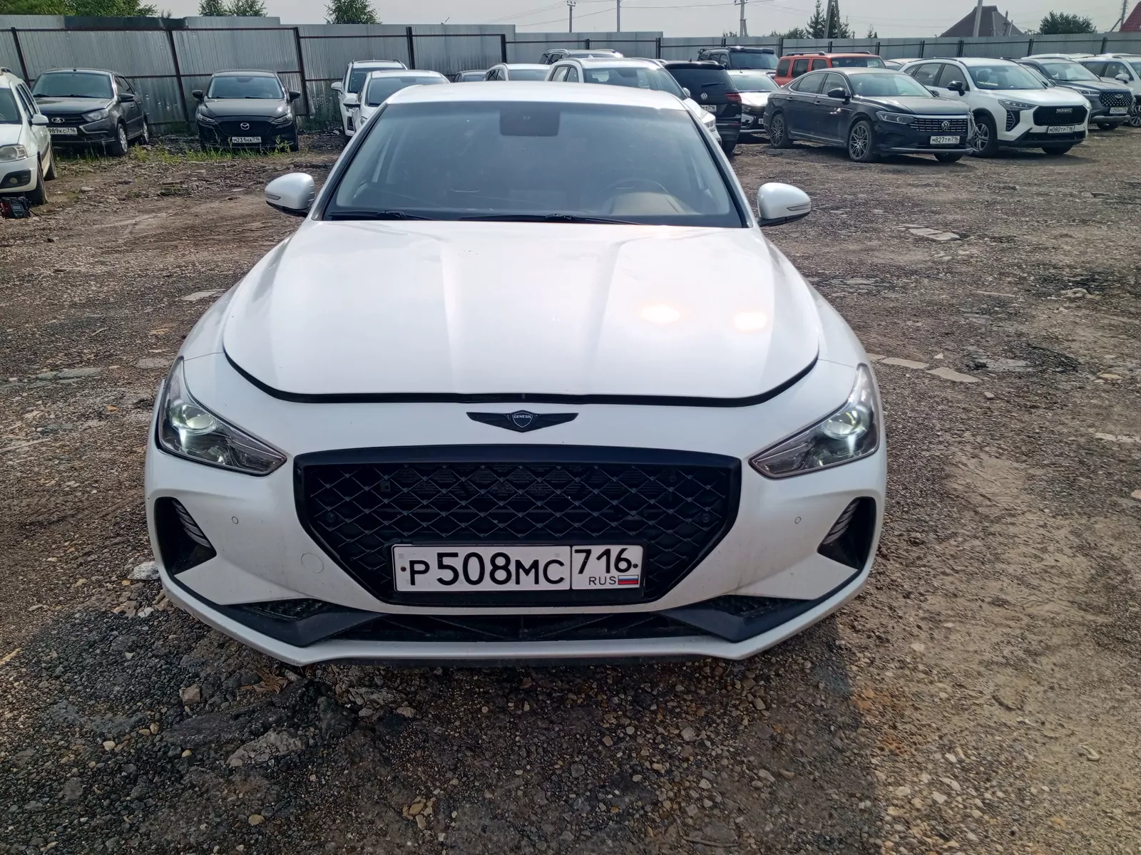 Genesis G70
