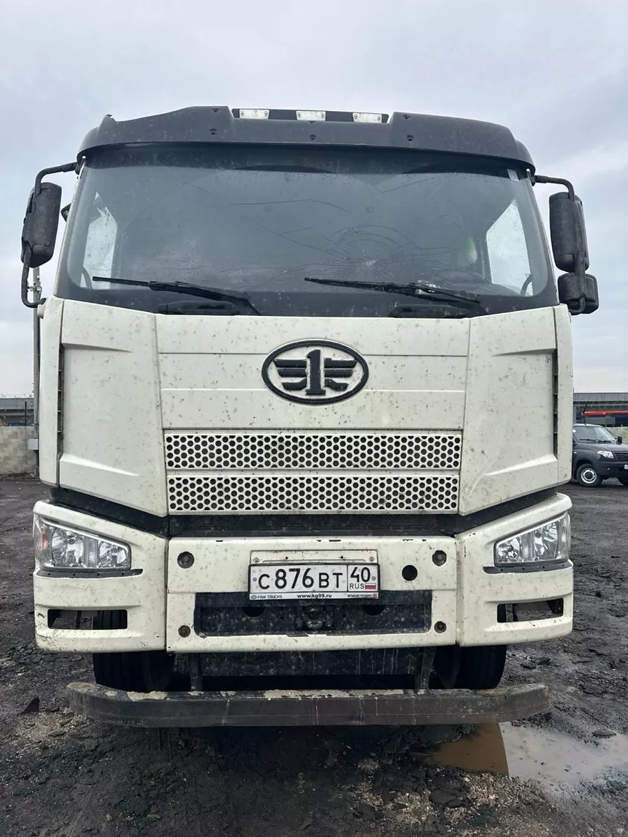 FAW J6 8x4 Самосвал