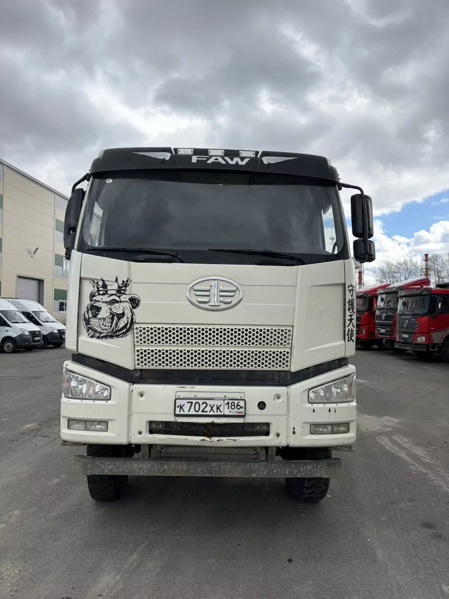 FAW J6 6x6 Самосвал