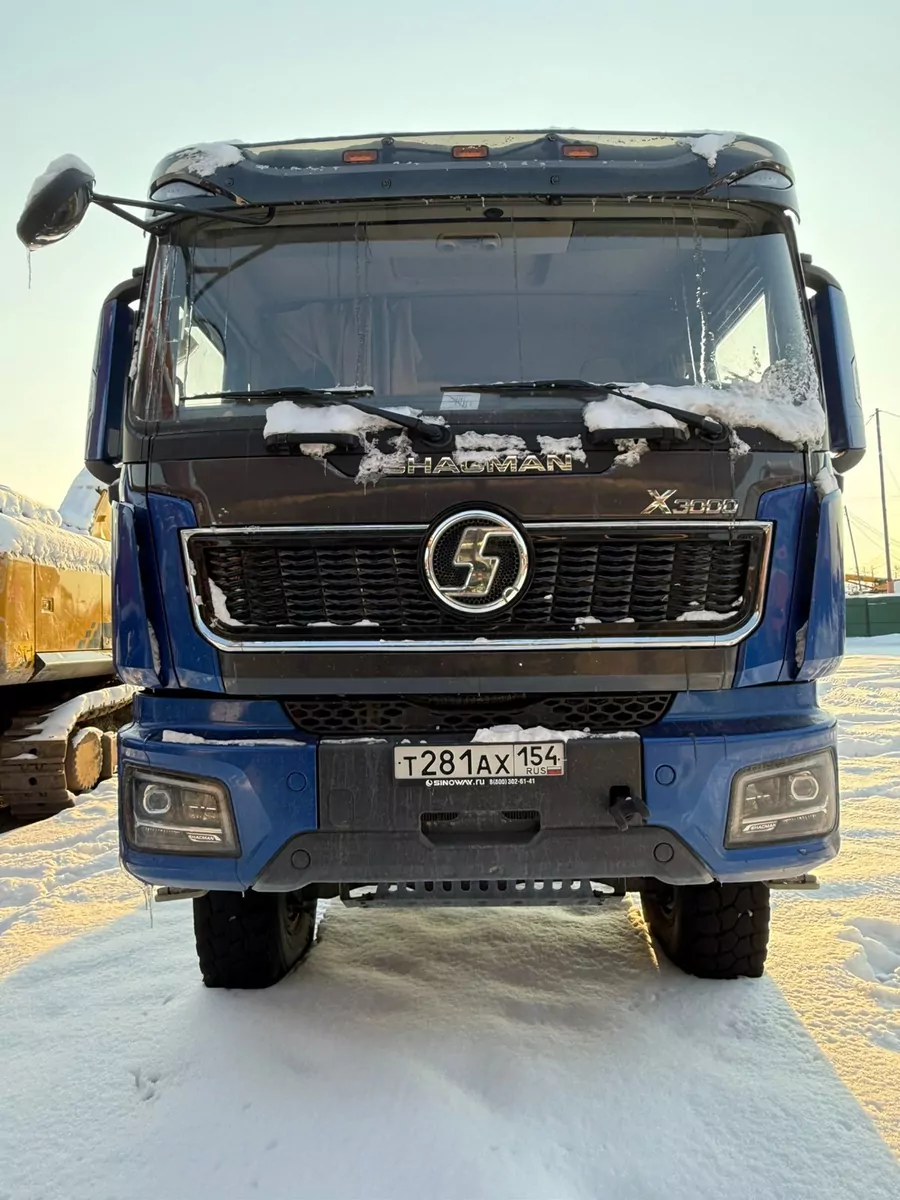 Shacman (Shaanxi) 6x6 Вахтовый автобус