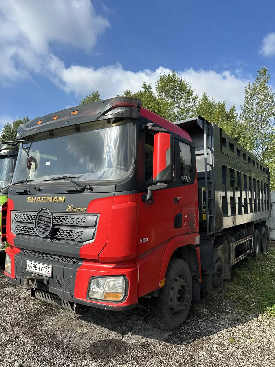 Shacman SX331863366 8x4 Самосвал