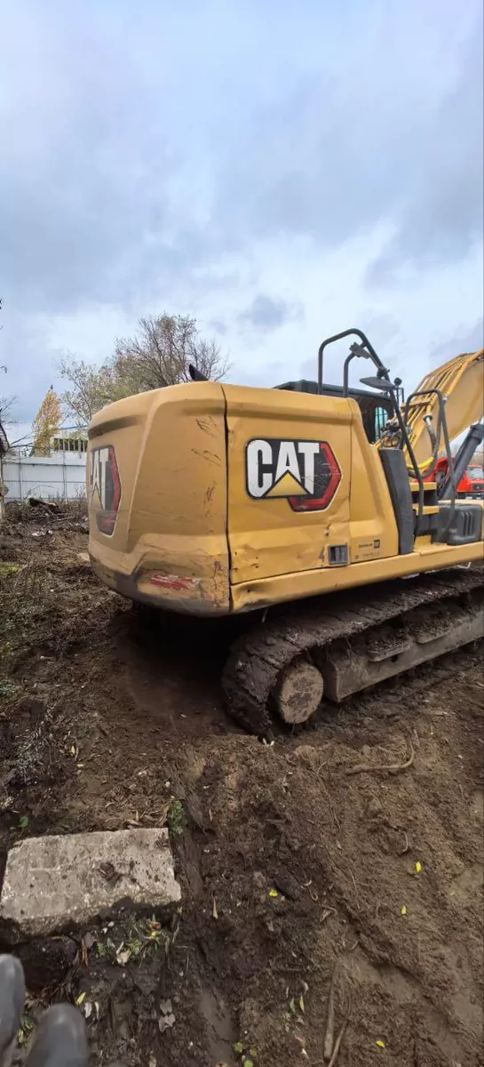 Caterpillar 320 Экскаватор
