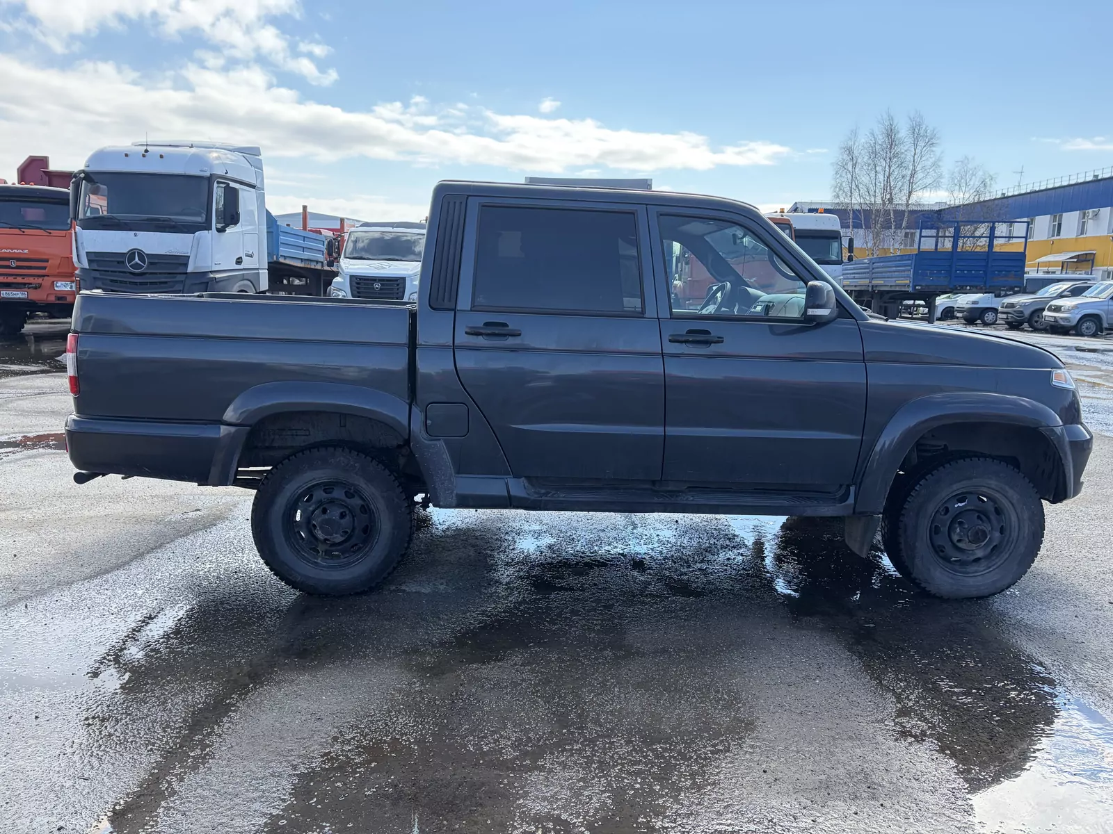 UAZ PATRIOT PICKUP