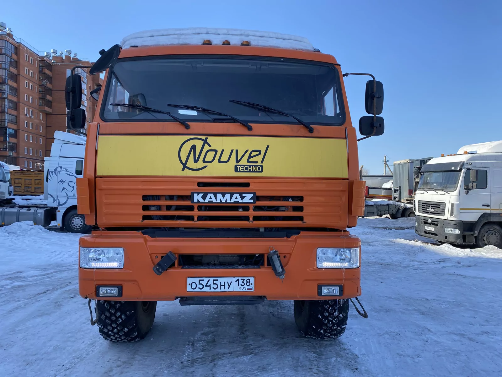 Кран центр "КАМАЗ" 659100 на шасси КамАЗ 43118 6x6 Бортовой с КМУ